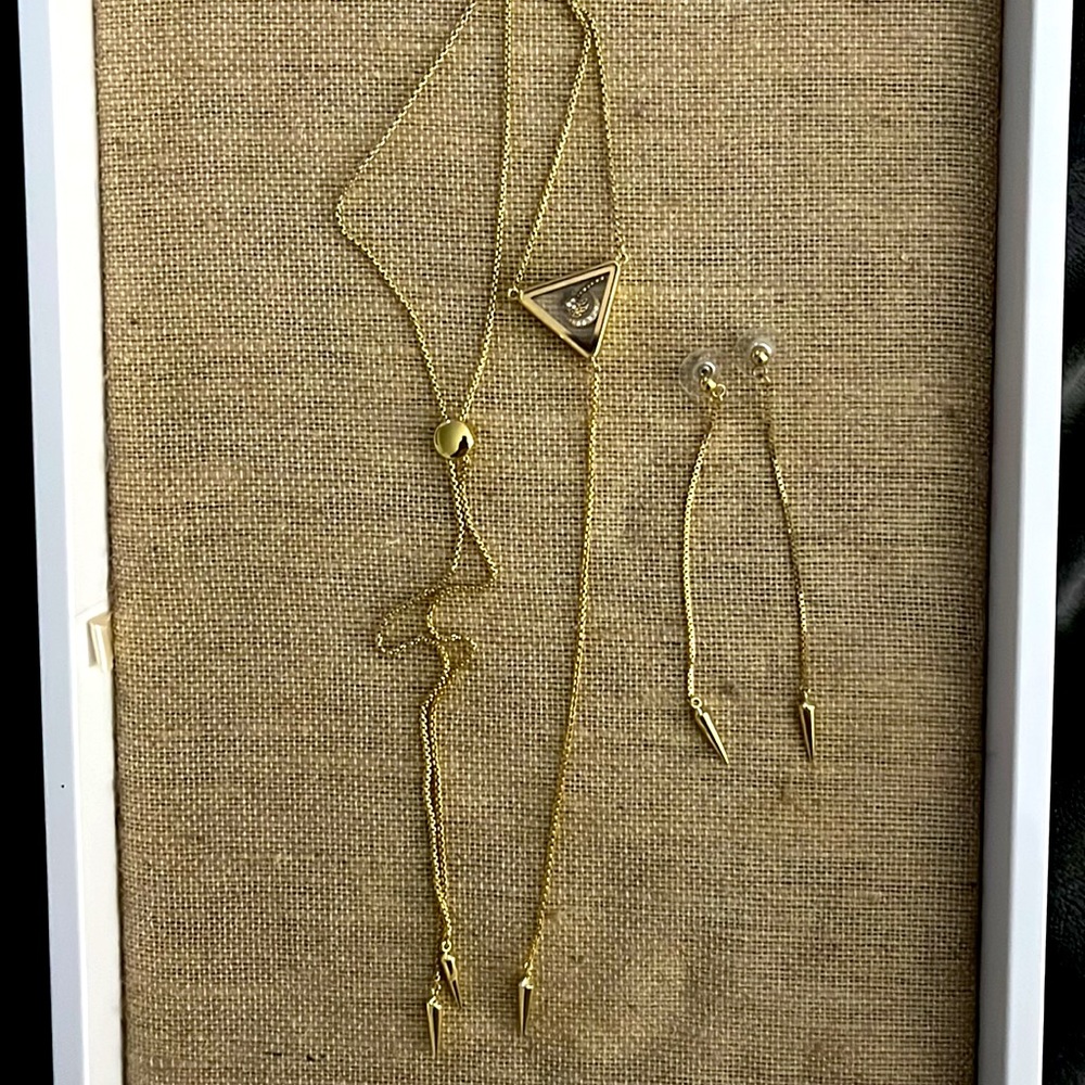 Origami Owl Adjustable Necklace with matching Earrings